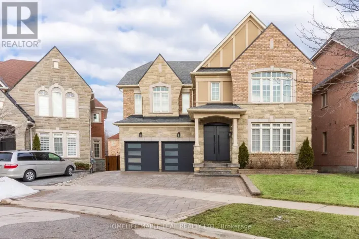 144 BLOOMSBURY AVENUE, Brampton