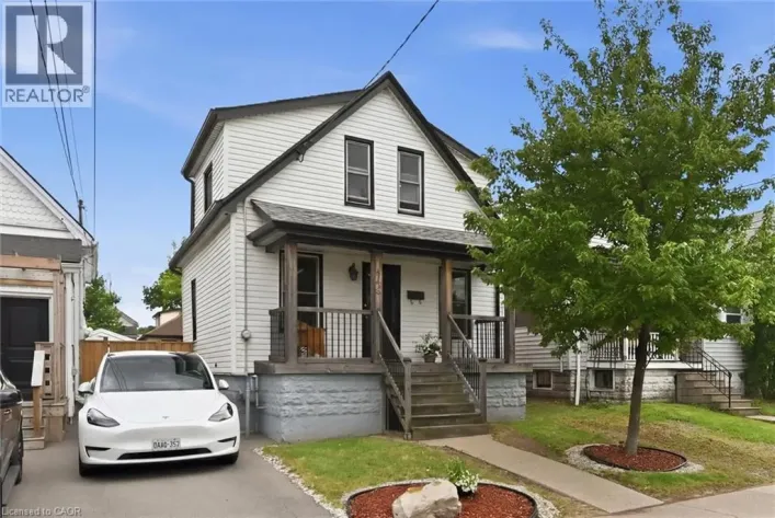 144 CAMPBELL Avenue, Hamilton