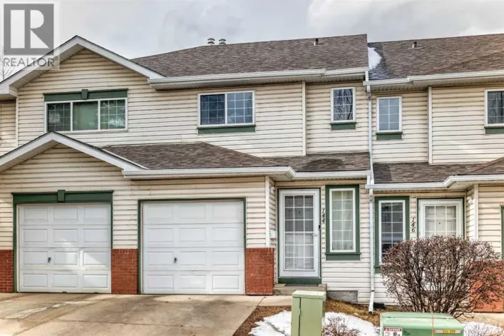 144 Country Hills Villas NW, Calgary