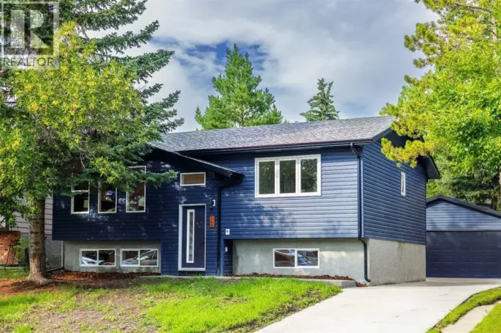 144 Deer Ridge Way SE, Calgary