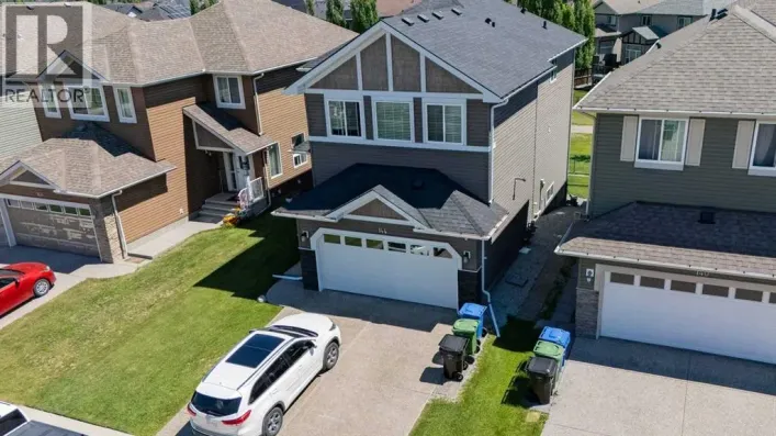 144 Everhollow Street SW, Calgary