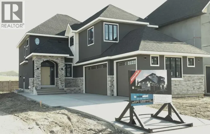144 Greenwich Heath NW, Calgary