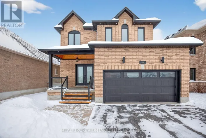 144 SOVEREIGN'S GATE, Barrie