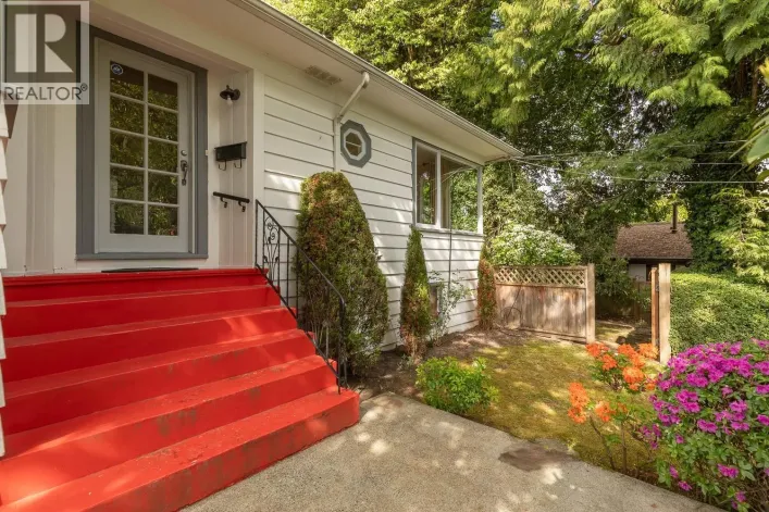 1441 HAYWOOD AVENUE, West Vancouver