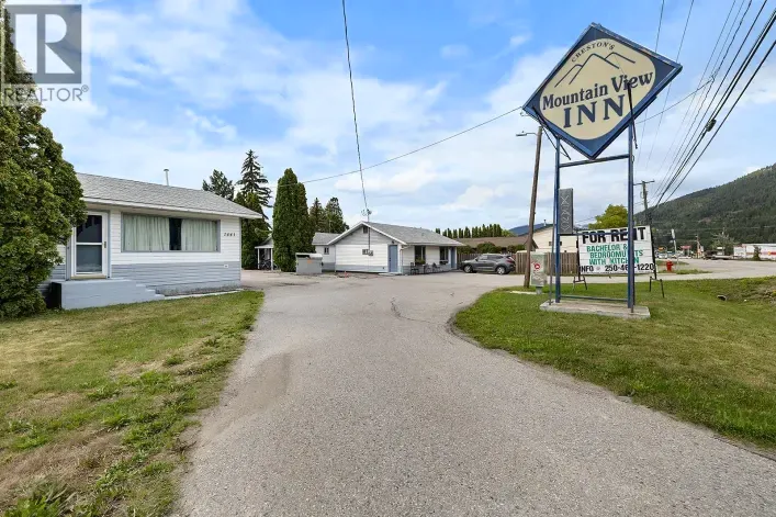 1441 NORTHWEST Boulevard, Creston