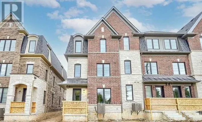 1449 NATIONAL COMMON, Burlington
