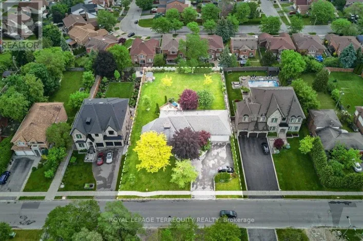 1449 ROSEBANK ROAD, Pickering