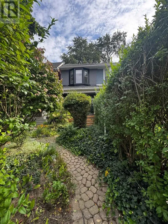 145 EATON AVENUE, Toronto