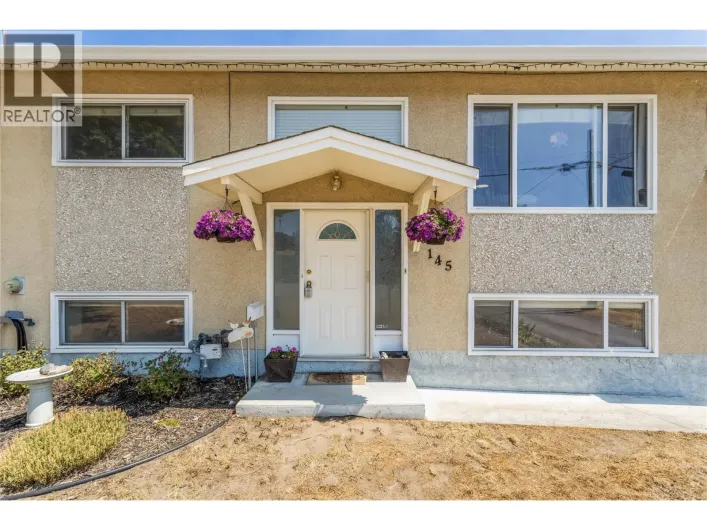 145 Gibbs Road E, Kelowna