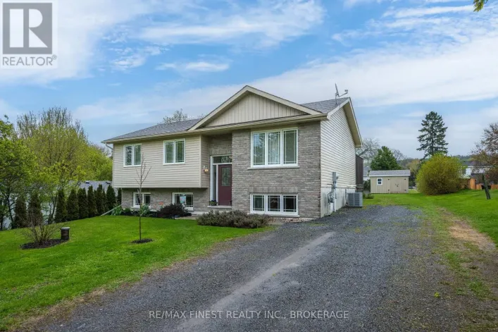 145 UPPER LAKE STREET, Prince Edward County