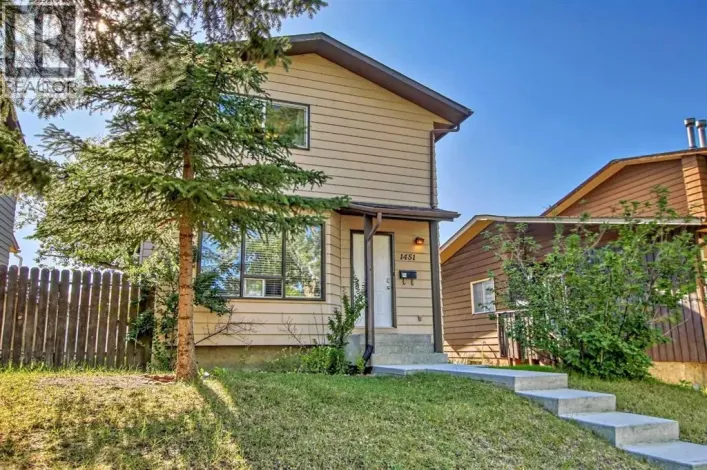 1451 Berkley Drive NW, Calgary
