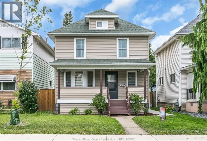 1457 DOUGALL, Windsor