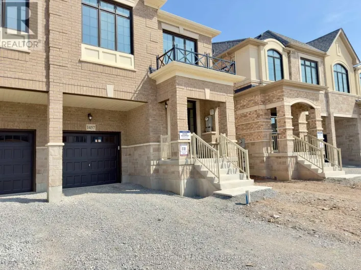1457 SAVOLINE BOULEVARD, Milton