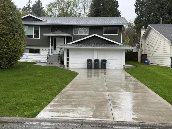 14575 18 AVENUE AVENUE, Surrey