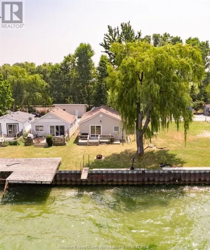 1458 CAILLE AVENUE, Lakeshore