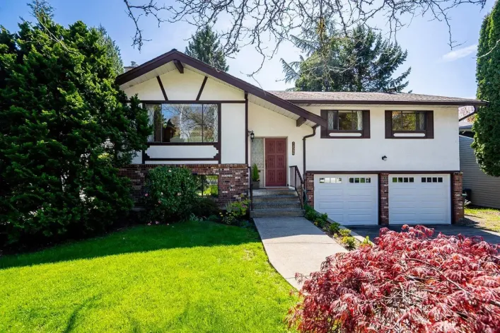 14586 18 AVENUE, Surrey