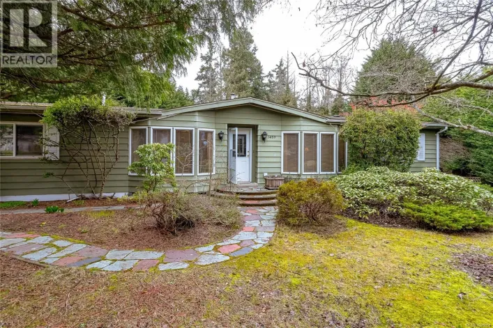 1459 Sunrise Dr, Parksville