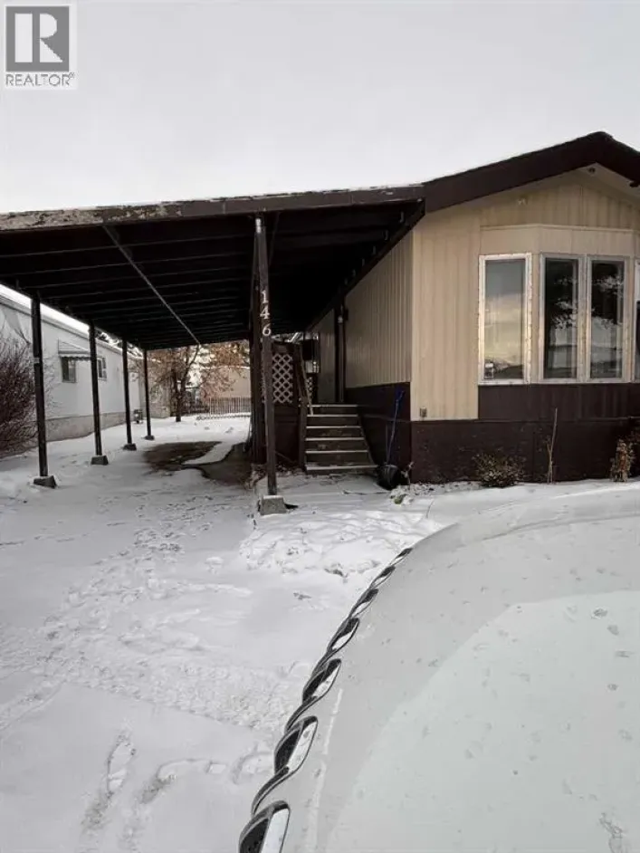 146, 3223 83 Street NW, Calgary