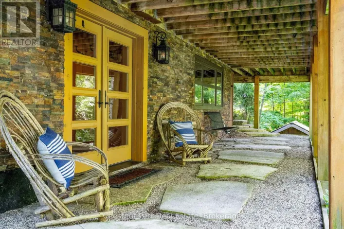 146 CHAMONIX CRESCENT, Blue Mountains