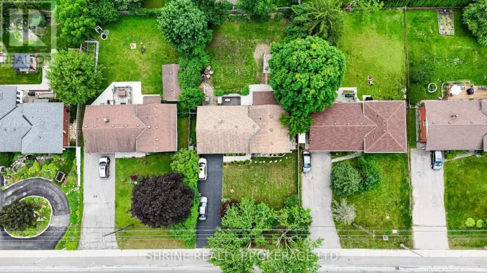 146 FANSHAWE PARK ROAD W, London North