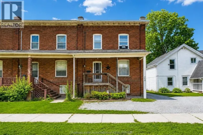 146 Grand AVENUE East, Chatham