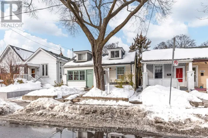146 HANSON STREET, Toronto
