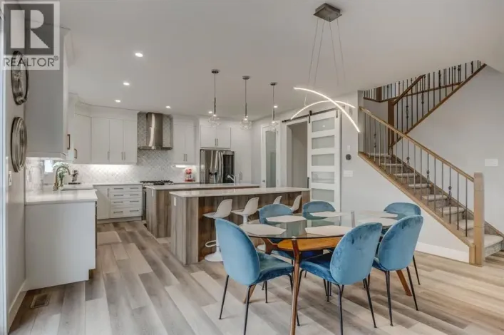146 Yorkstone Way SW, Calgary