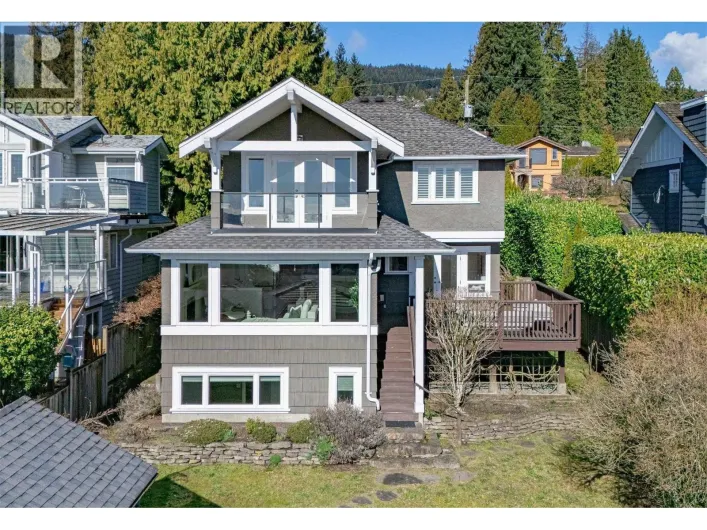 1460 NELSON AVENUE, West Vancouver