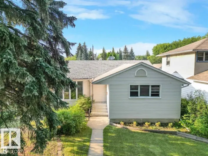 House for sale: 14612 93 Ave NW NW, Edmonton