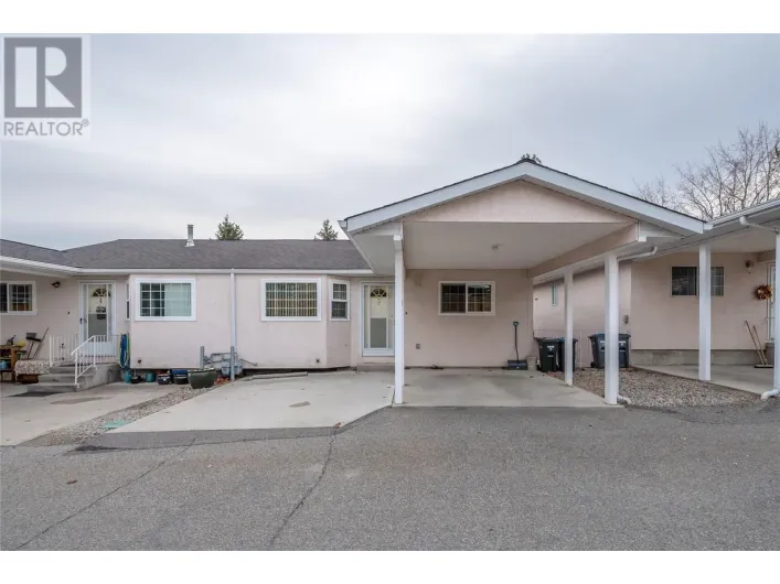 14615 Victoria Road N Unit# 3, Summerland