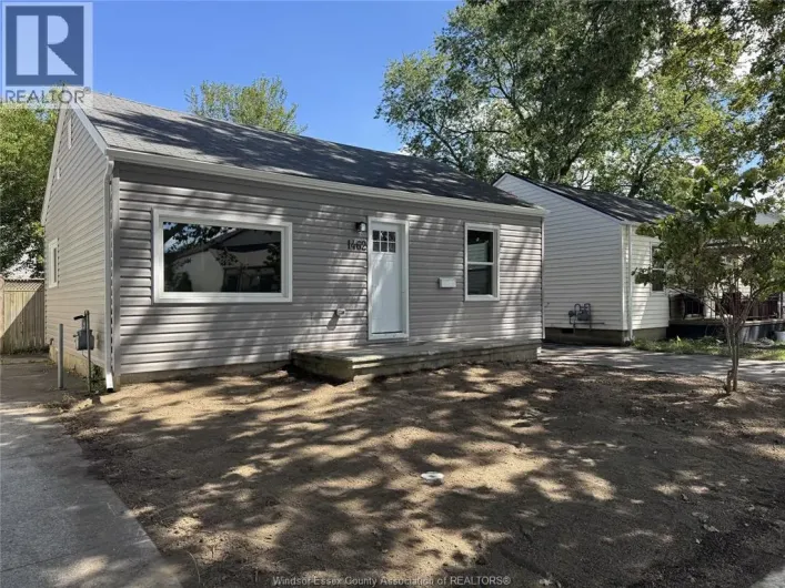 1462 Labadie, Windsor