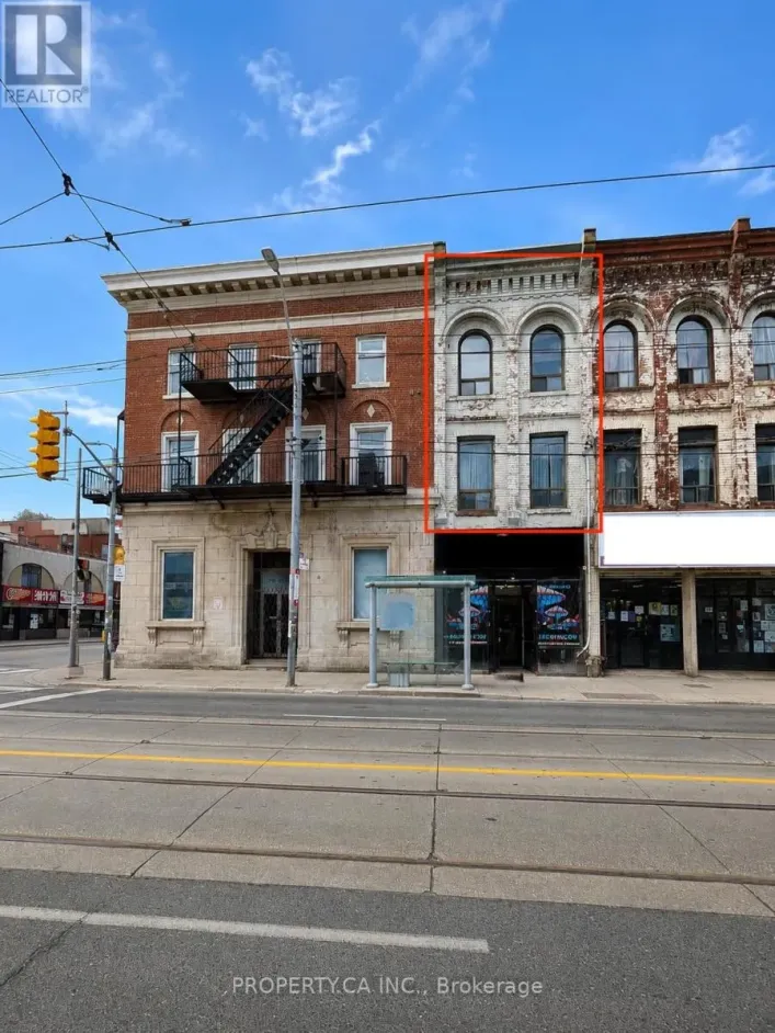 1462 QUEEN STREET W, Toronto