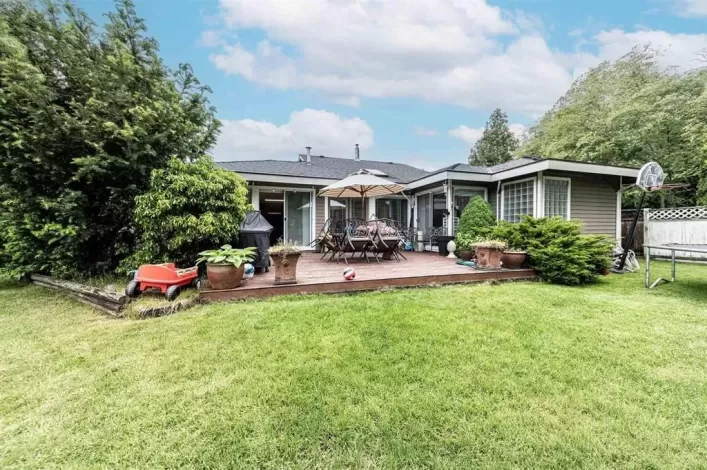 14636 18 AVENUE, Surrey