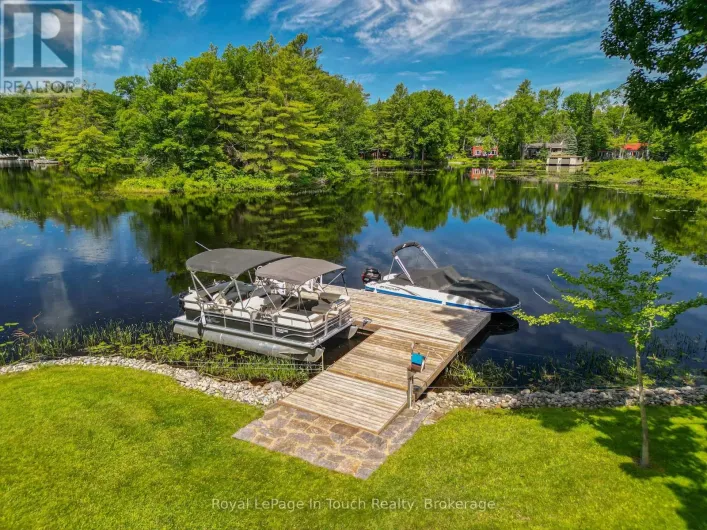 1464 GOLDEN BEACH ROAD, Bracebridge)