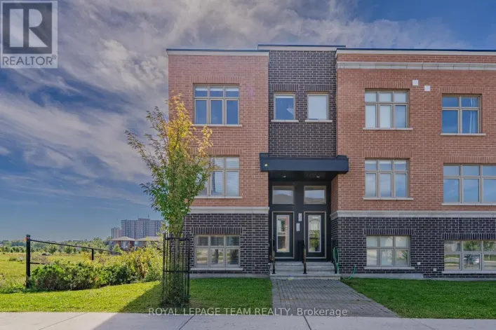 1466 HEMLOCK ROAD, Ottawa