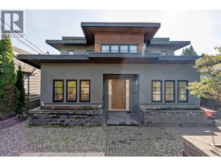 1468 KINGS AVENUE, West Vancouver