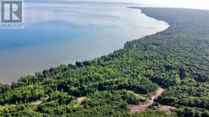 1468 Mission RD, Goulais River