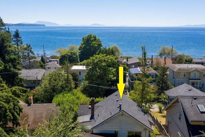 14683 WEST BEACH AVENUE, White Rock