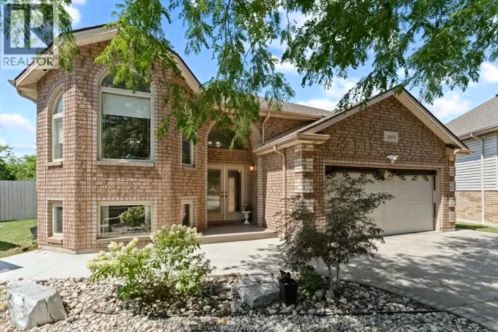 1469 MERIDIAN STREET, Windsor