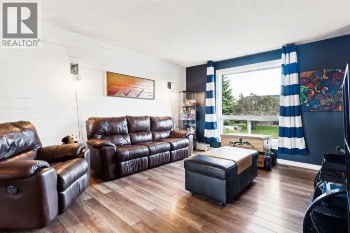 147 Falchurch Crescent NE, Calgary