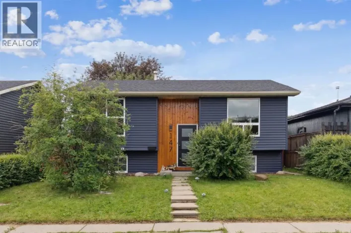 147 Falchurch Crescent NE, Calgary