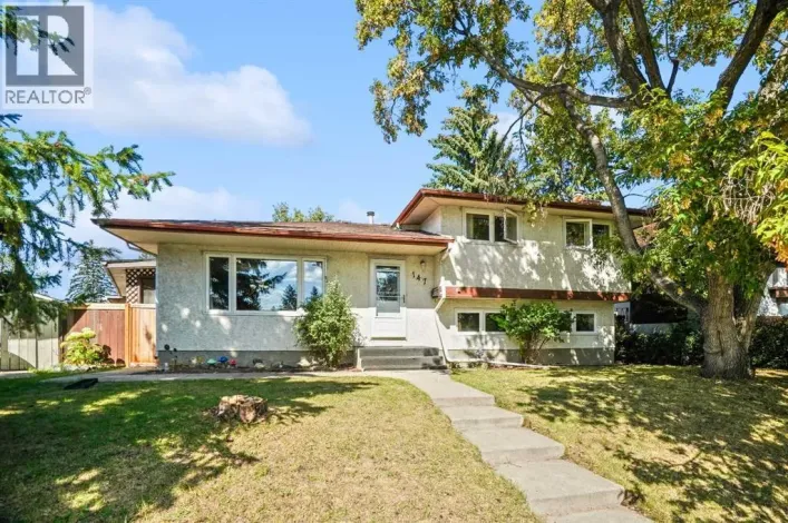 147 Manora Hill NE, Calgary