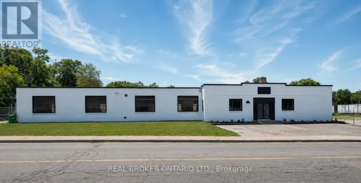 147 MARY STREET, Brantford