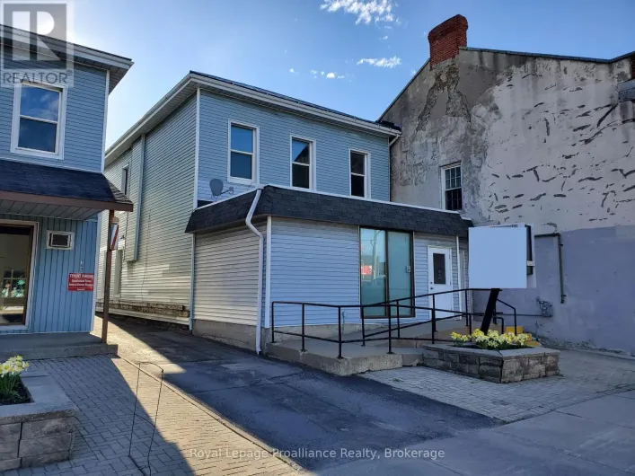 147 PINNACLE STREET, Belleville