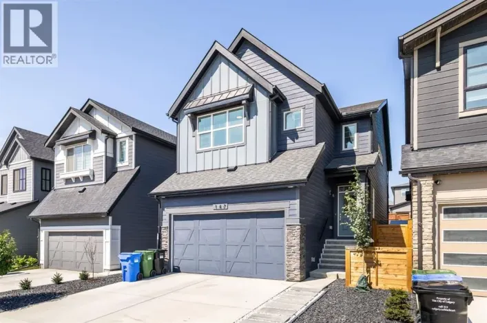 147 Royston Rise NW, Calgary