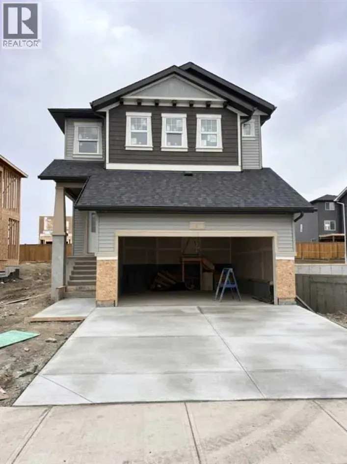 147 Vantage Crescent SW, Airdrie