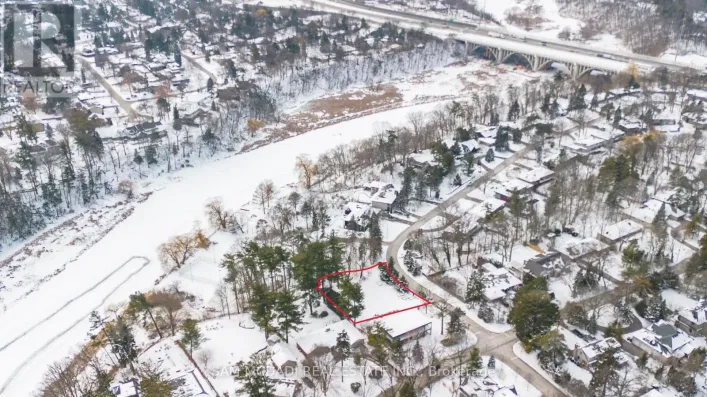 1470 PINETREE CRESCENT, Mississauga