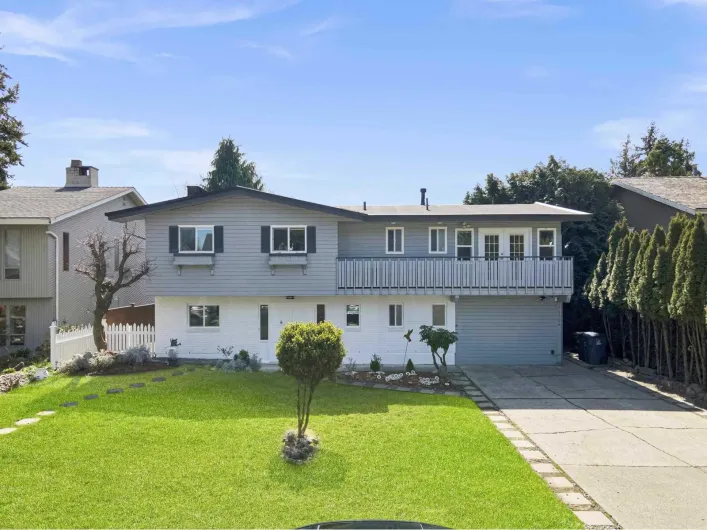 14704 16A AVENUE, Surrey