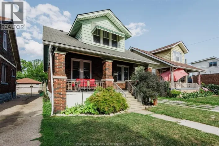 1472 Albert ROAD, Windsor