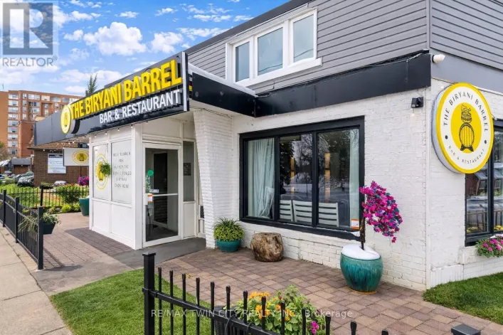 1472 KING STREET E, Kitchener